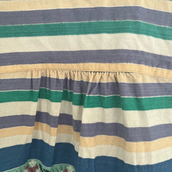 CABIN CREEK MULTI PRINT BUTTON DOWN - Picture 3 of 4